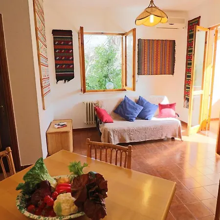 Casa Vacanze Sara A 4 Posti Holiday home